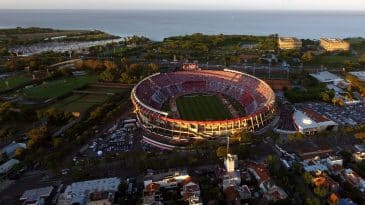 D’Onofrio, presidente do River Plate: “A partida será jogada no campo do River e com público”