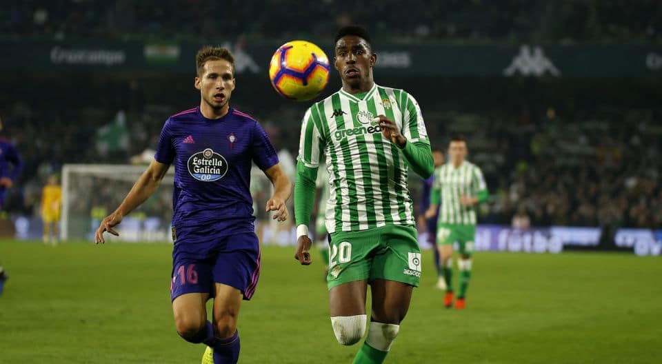 Um vendaval de futebol tomou o Benito Villamar&iacute;n, com o insano Betis 3&times;3 Celta