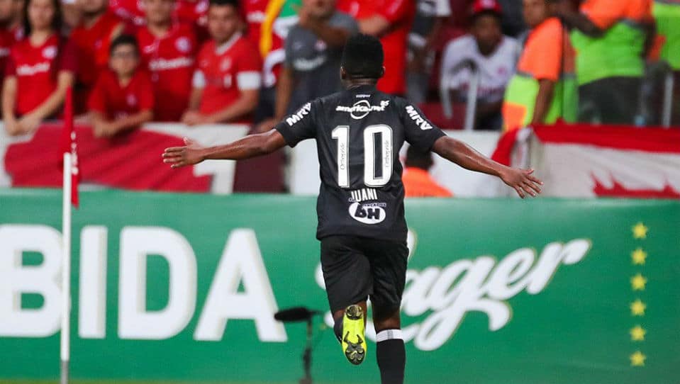 Cazares e Dami&atilde;o foram as faces de um grande jogo no Beira-Rio, de frustra&ccedil;&atilde;o ao Inter, mas imposi&ccedil;&atilde;o ao Galo