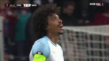 Na goleada do Frankfurt, Luiz Gustavo marcou um gol contra imensuravelmente ridículo