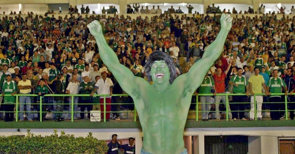 Quando Stan Lee inspirou o reerguimento do Palmeiras: O Hulk da S&eacute;rie B em 2003