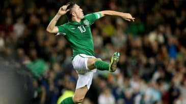 Robbie Keane encerra uma carreira celebrada pelos muitos gols e pela forma como encabeçou a Irlanda