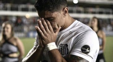 Renato honrou o futebol por 22 anos e deixou também honrados os torcedores dos clubes que defendeu