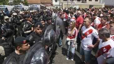 Conmebol anuncia que o segundo jogo da final da Libertadores acontecerá fora da Argentina
