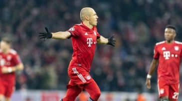 Robben reviveu as melhores noites do Bayern com dois golaços e uma atuação destrutiva