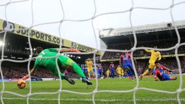 Se faltam gols de centroavantes ao Chelsea, Kanté resolve contra o Crystal Palace