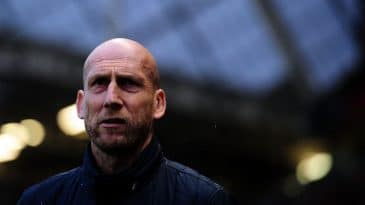 Ex-zagueiro Jaap Stam assume como técnico no PEC Zwolle, time que o formou como jogador
