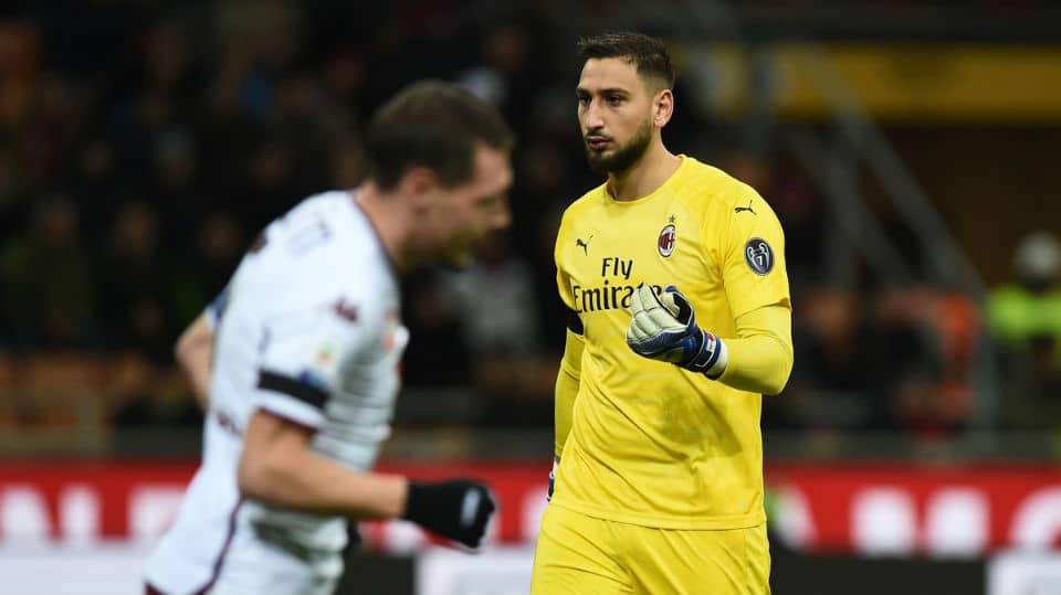 Donnarumma realizou uma defesa monumental, mas o ataque do Milan n&atilde;o o ajudou