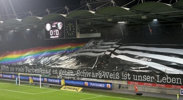 O Pink Floyd serviu de inspira&ccedil;&atilde;o a um mosaico bastante criativo do Sturm Graz