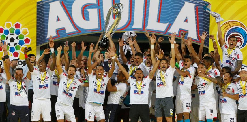 O Junior beirou outra trag&eacute;dia, mas encerra 2018 com a merecida ta&ccedil;a do Colombiano