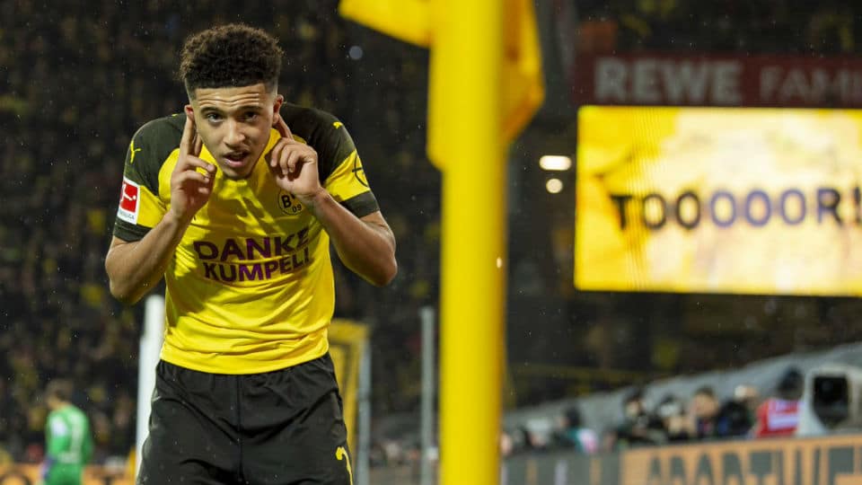Reus e Sancho fecham o turno do Dortmund com chave de ouro, vencendo o Gladbach