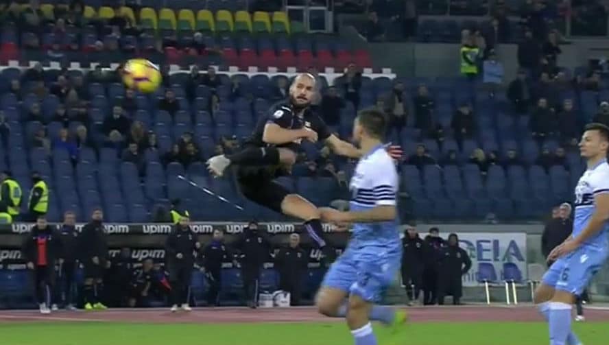 O gola&ccedil;o de Saponara no &uacute;ltimo lance une tudo de espetacular &ndash; a plasticidade, a coragem, a import&acirc;ncia