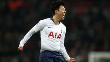 Tottenham vira no fim e, com todos os problemas, segue perseguindo os líderes