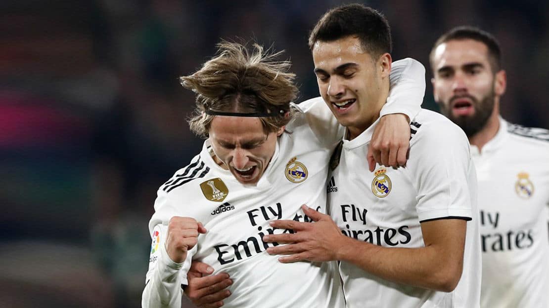 B&eacute;tis domina, mas n&atilde;o cria e leva castigo do Real Madrid nos minutos finais