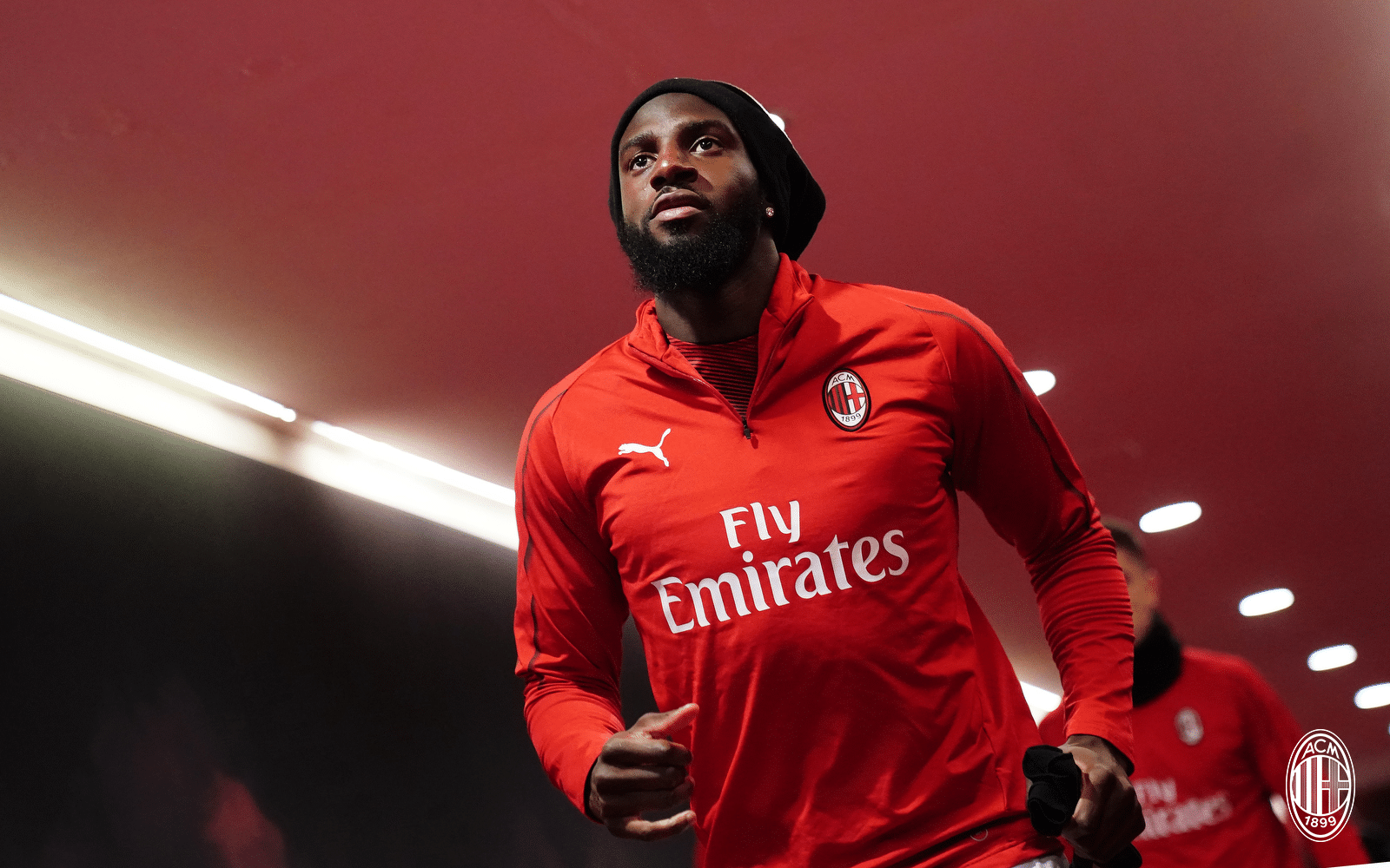 Bakayoko: &ldquo;Qualidades de Gattuso? N&atilde;o sei se ele tem alguma&hellip; Brincadeira! Ele faz tudo pelos seus jogadores&rdquo;