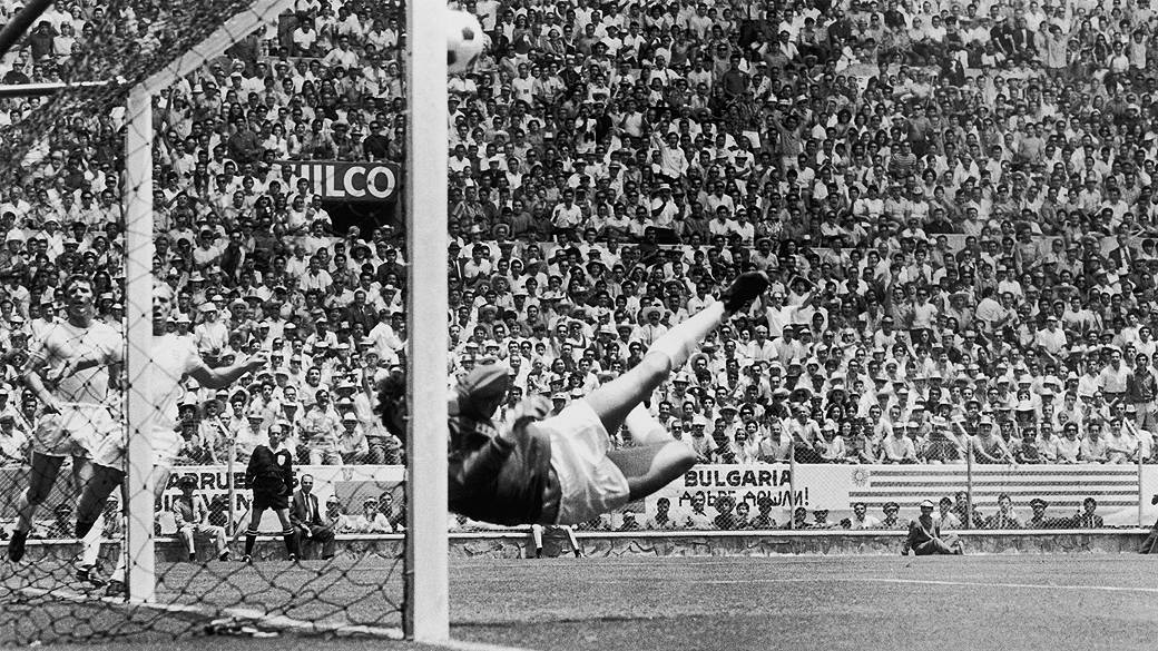 O adeus de Gordon Banks e os segundos que lhe garantem a eternidade