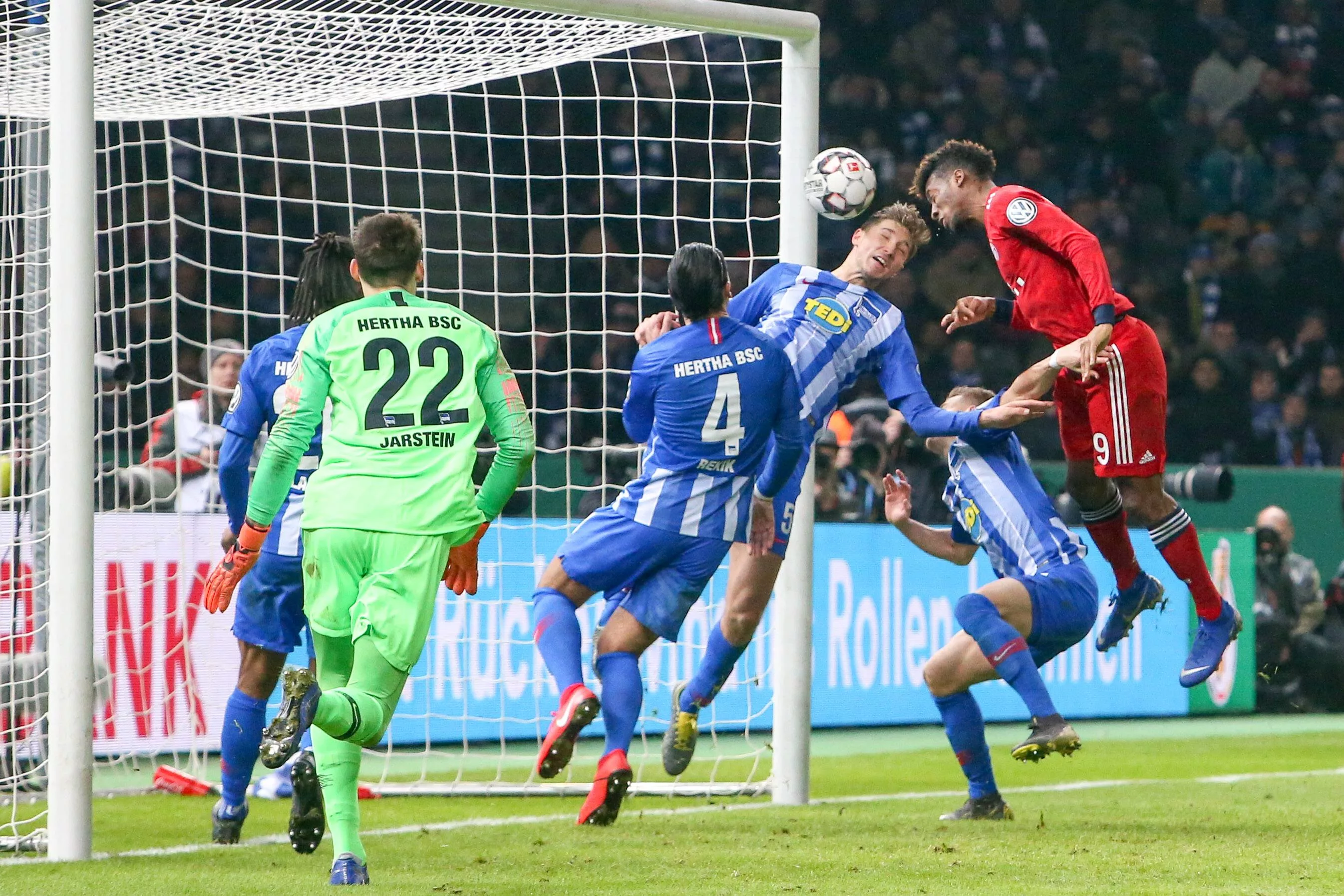 O Hertha at&eacute; deu trabalho, mas o Bayern avan&ccedil;ou na Copa da Alemanha ap&oacute;s prorroga&ccedil;&atilde;o