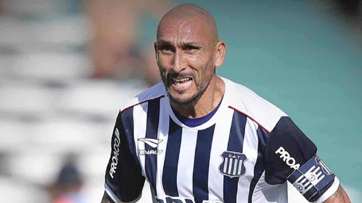 De Gui&ntilde;az&uacute; a &Oacute;scar Cardozo, os medalh&otilde;es que recheiam esta segunda fase da Libertadores