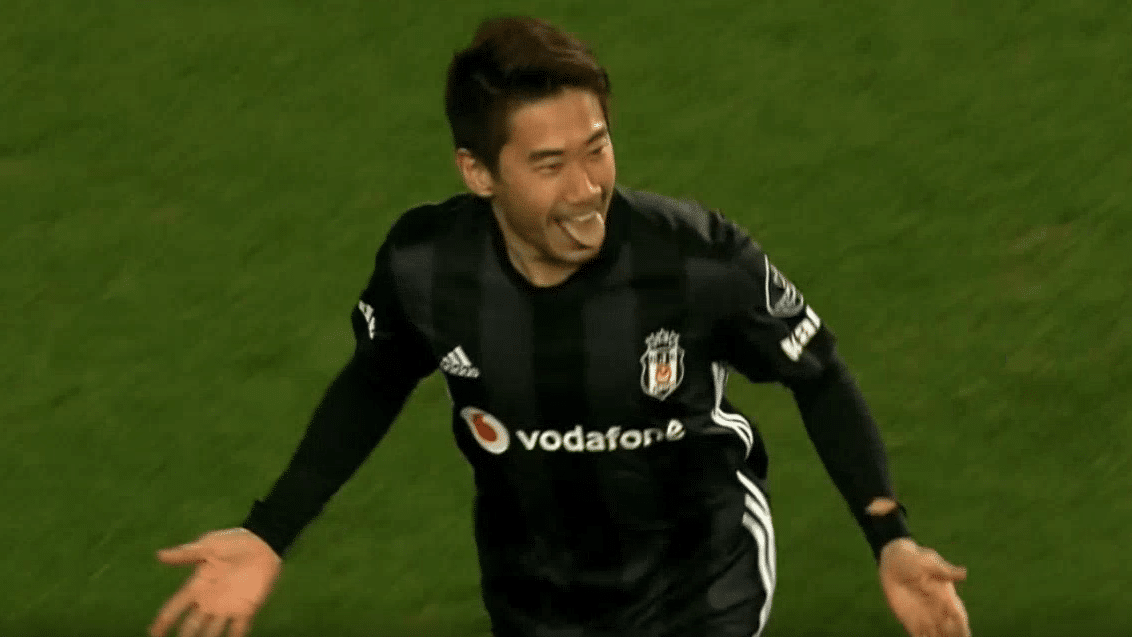 Kagawa precisou de meros segundos em campo para fazer seu primeiro gol pelo Besiktas