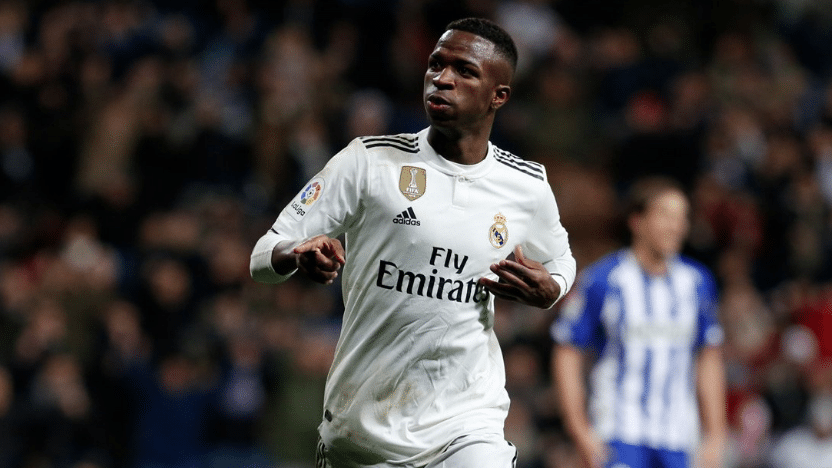 Cada vez mais &agrave; vontade, Vin&iacute;cius J&uacute;nior se destacou, e Real venceu o Alav&eacute;s