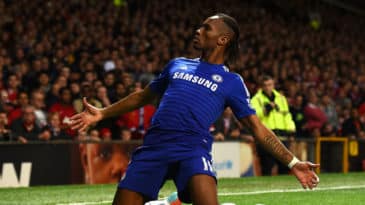 Drogba diz que Hazard é ídolo do Chelsea e elogia David Luiz: “Todo mundo no clube o ama”