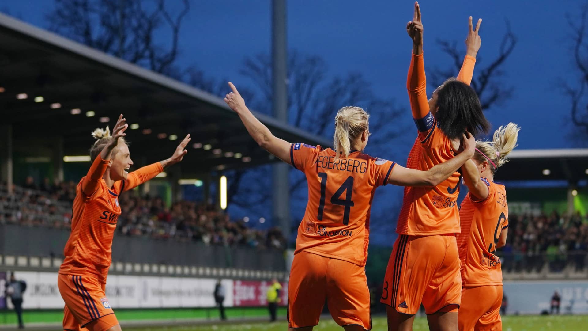 Lyon, Chelsea, Bayern e Barcelona v&atilde;o &agrave;s semifinais da Champions League Feminina