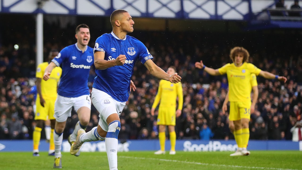 Richarlison &eacute; decisivo e Everton vence o Chelsea em Goodison Park