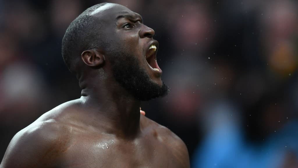 Lukaku denuncia racismo de parte da imprensa: &ldquo;Voc&ecirc;s sabem quem s&atilde;o&rdquo;