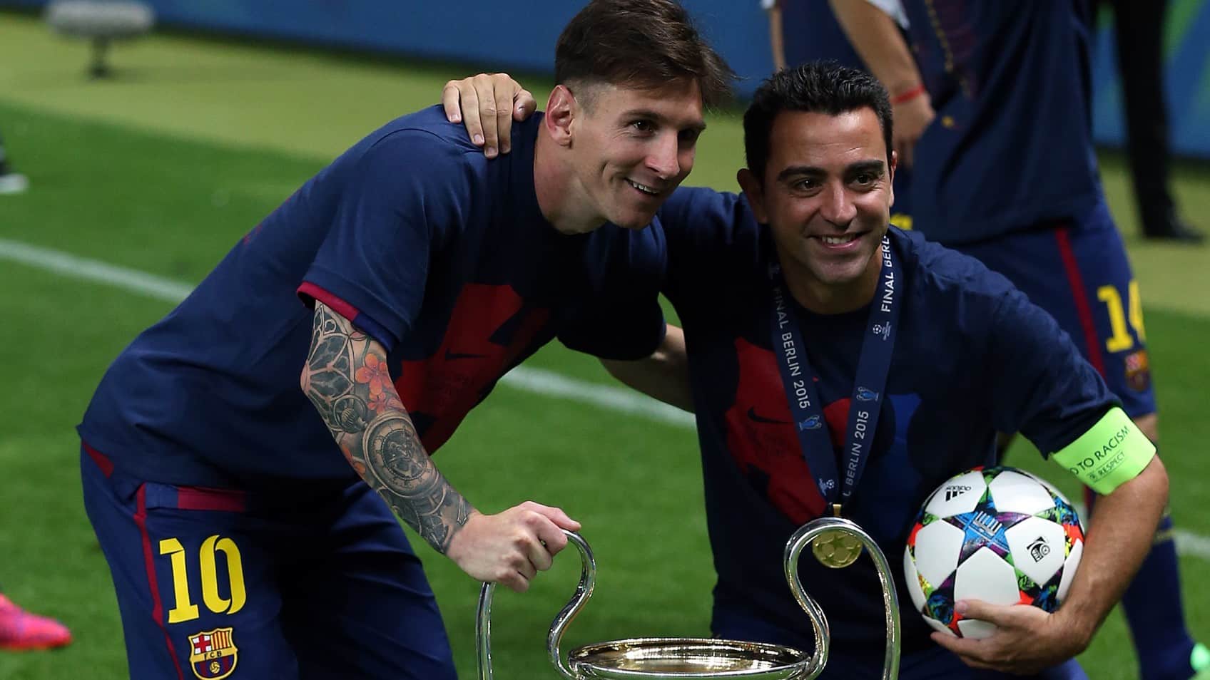 Xavi: &ldquo;Messi ainda tem cinco ou sete anos muito bons, ele se cuida muito&rdquo;