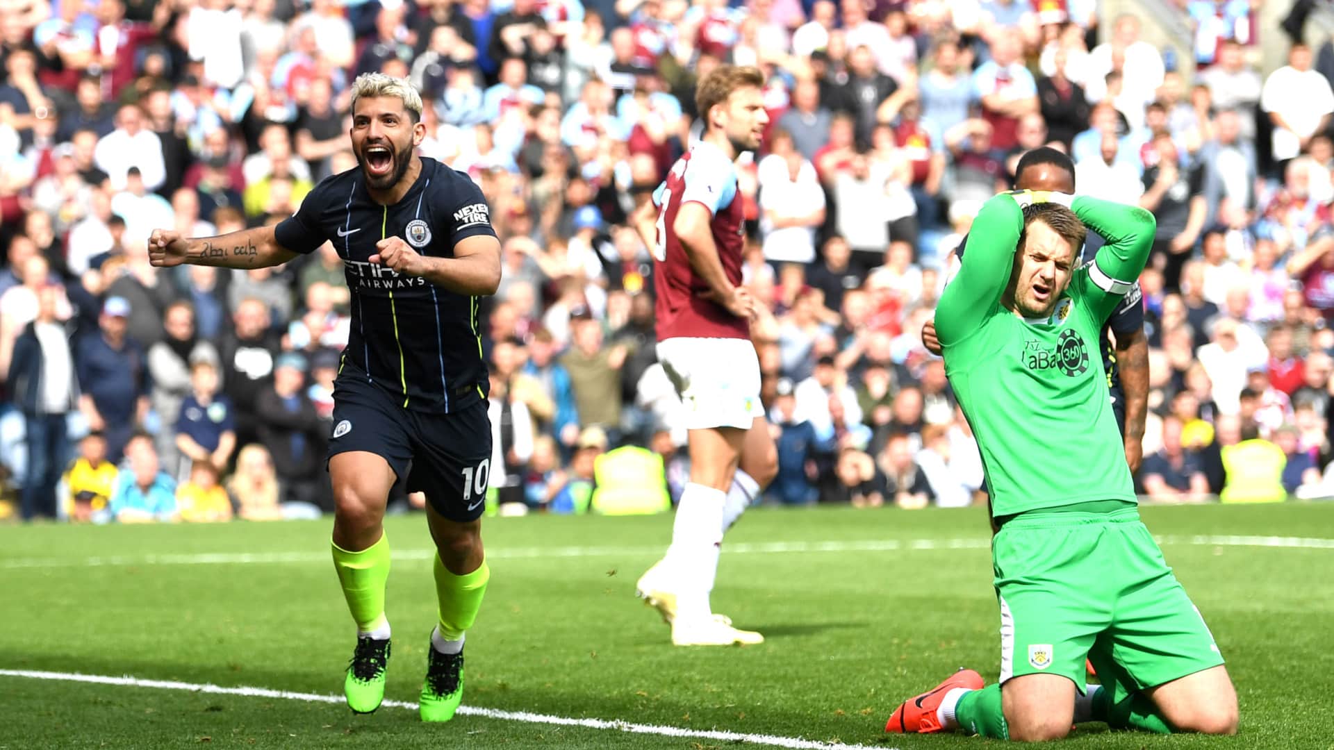 Diante de uma retranca feroz do Burnley, Manchester City arrancou vit&oacute;ria com um gol chorado