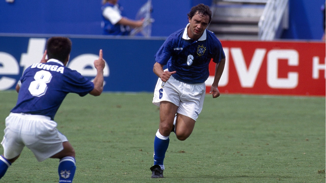 As Copas de Branco: nos 55 anos do lateral, lembramos as participa&ccedil;&otilde;es do jogador em mundiais