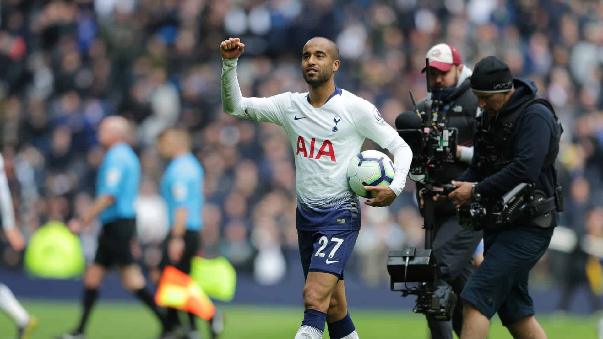 Lucas Moura fez sua primeira tripleta na Europa para ajudar o Tottenham a golear