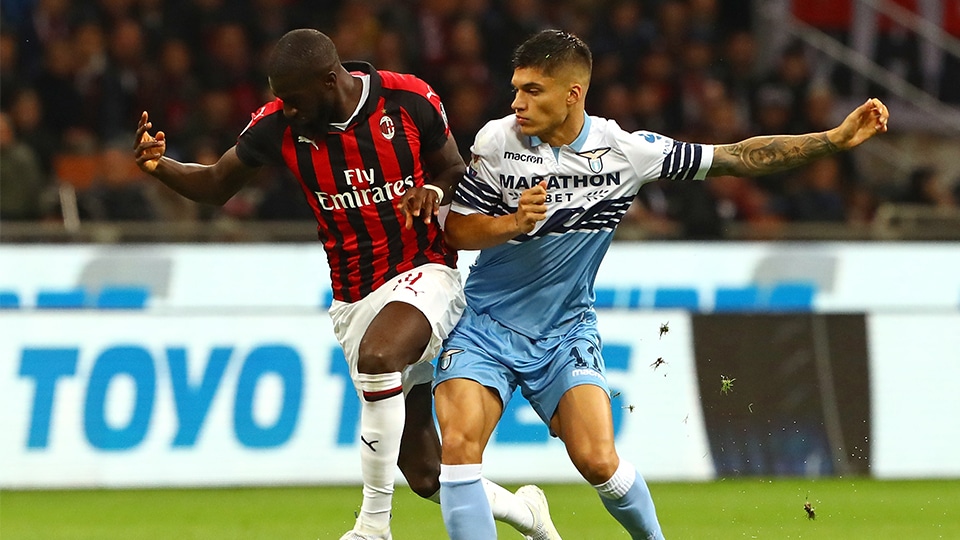 A Lazio fez bonito contra o Milan, mas vitória é mais uma vez ofuscada pelo comportamento racista de sua torcida