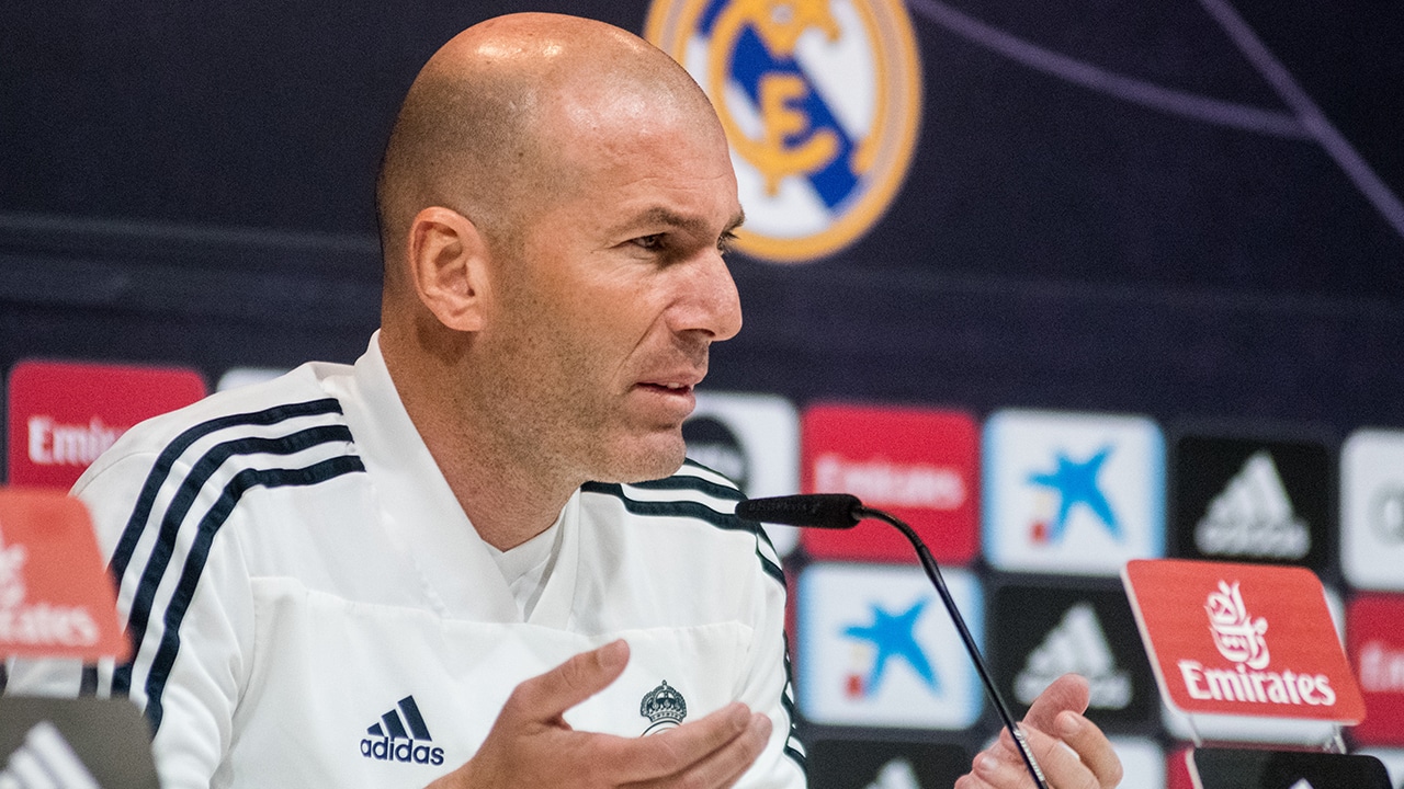 Zidane recha&ccedil;a rod&iacute;zio de goleiros: &ldquo;n&atilde;o vai haver debate&rdquo;