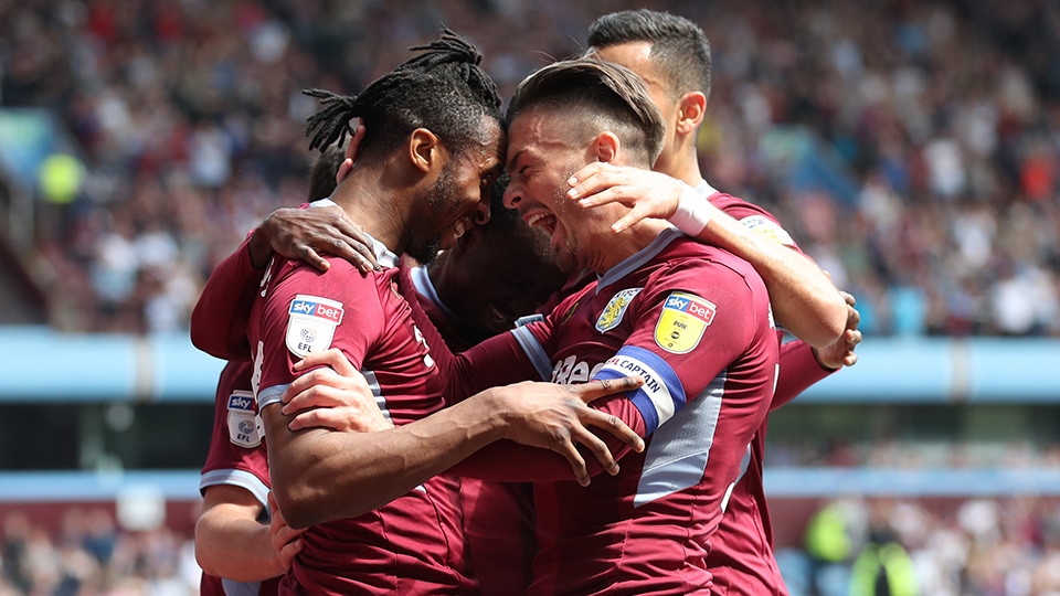 Aston Villa quebra recorde centen&aacute;rio com 10 vit&oacute;rias consecutivas e se garante nos play-offs da Championship