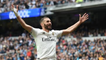 Benzema sobre Giroud: “Não se confunde Fórmula 1 com karting, e eu sou a Fórmula 1”