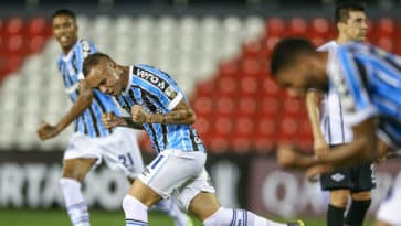 O Grêmio ganha confiança e, ao se impor contra o Libertad, segue como senhor de seu destino na Libertadores