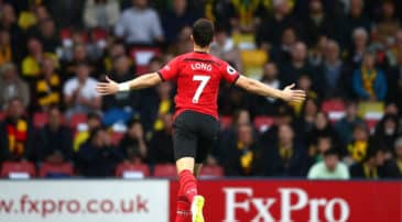Um relâmpago na Inglaterra: Com 7,69 segundos, Shane Long faz o gol mais rápido da história da Premier League