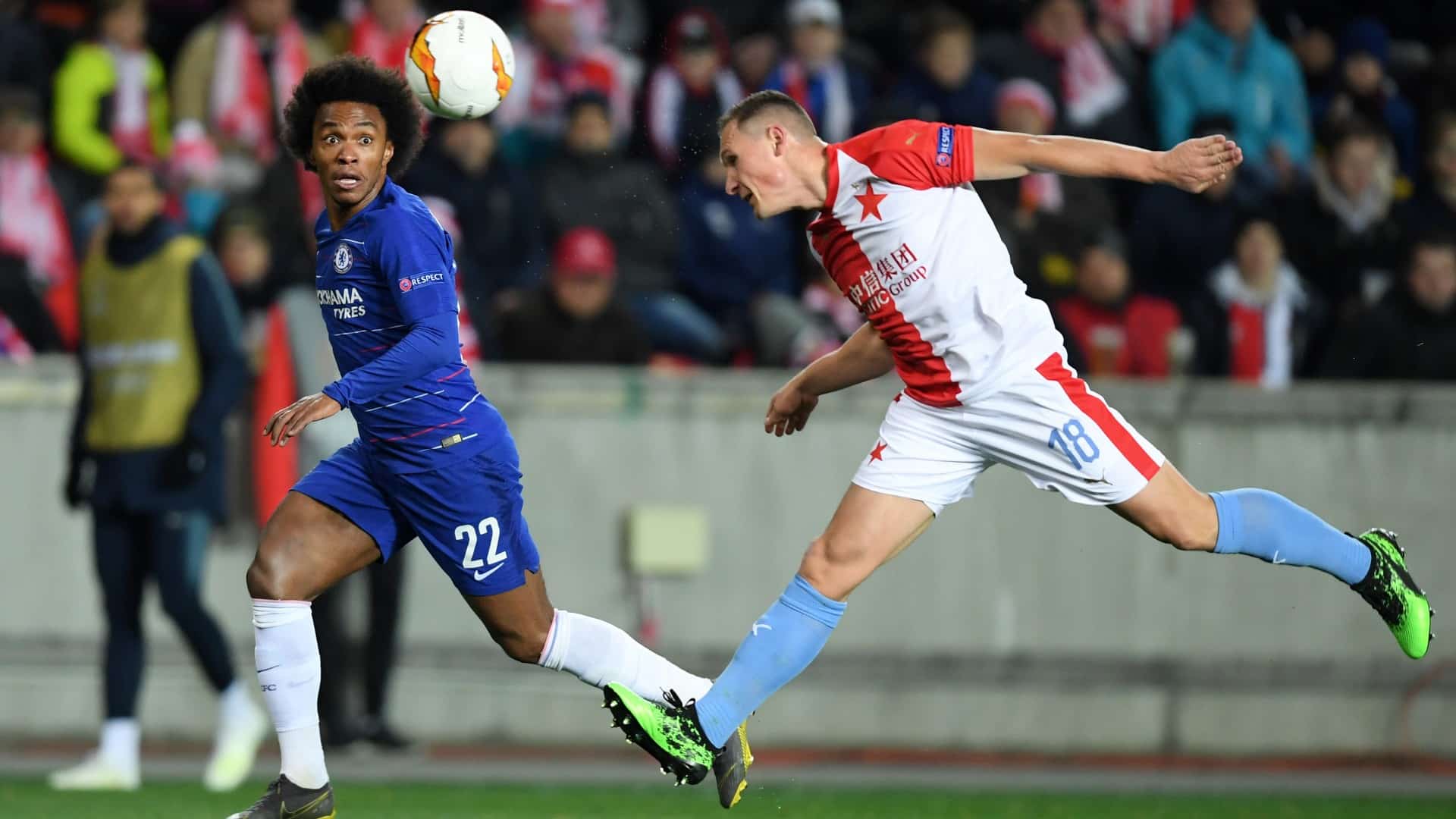 Willian tirou o Chelsea do marasmo e contribuiu para a vit&oacute;ria em Praga