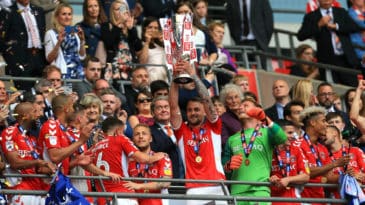 Charlton escreve novo capítulo dramático e vitorioso sobre o Sunderland no Wembley e vai à Championship