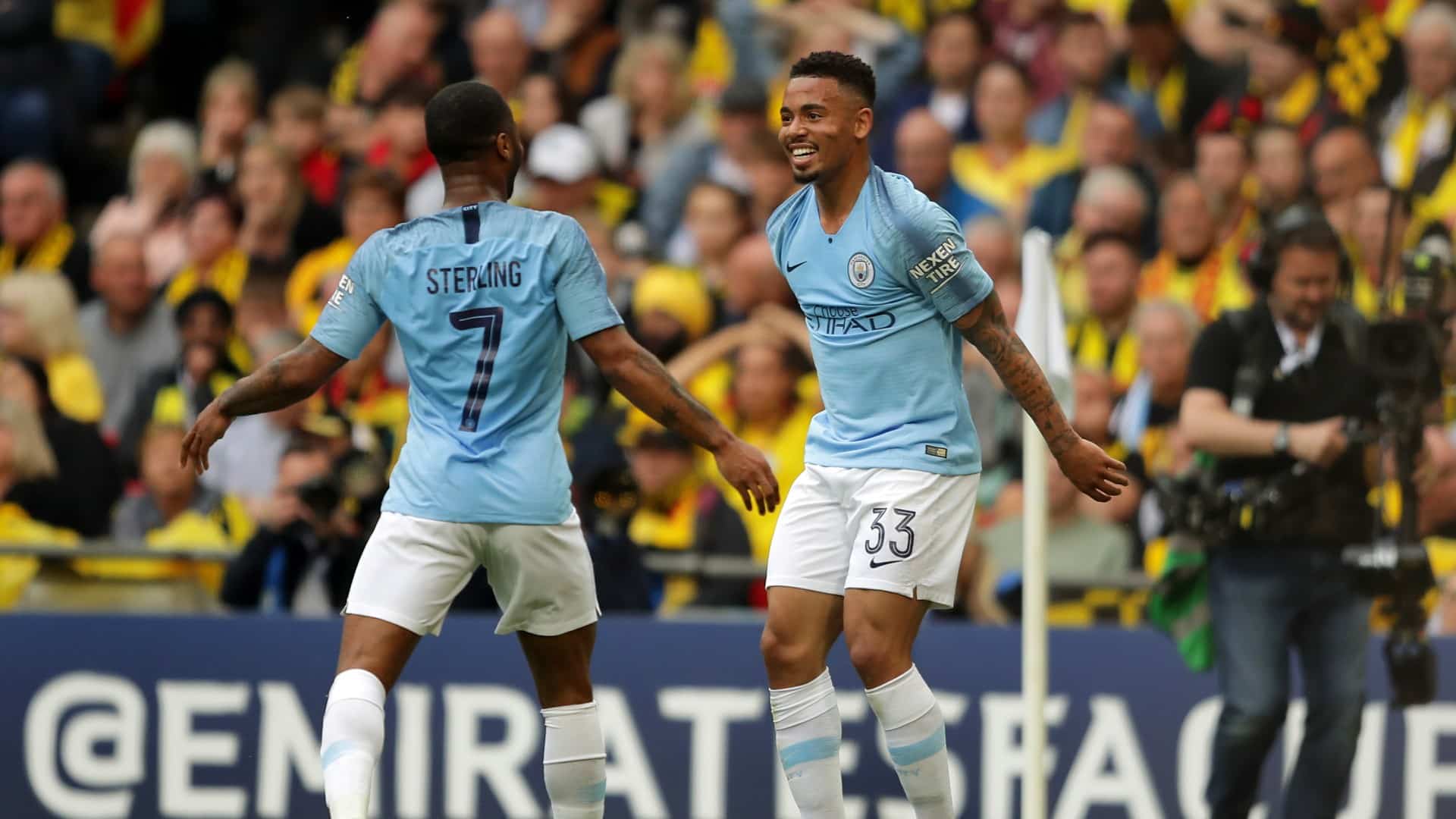 Gabriel Jesus brilha e Sterling coroa grande temporada com t&iacute;tulo do Manchester City na Copa da Inglaterra