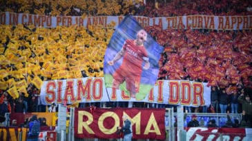 A torcida da Roma deu a De Rossi o adeus carinhoso que o ídolo não recebeu do clube