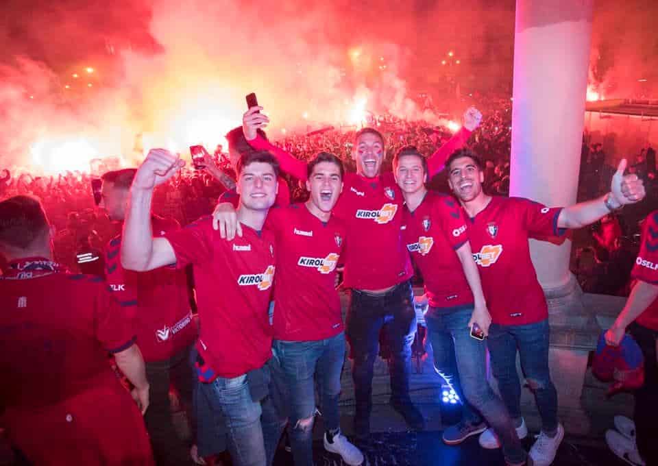 Pamplona entrou em &ecirc;xtase com o retorno do Osasuna &agrave; primeira divis&atilde;o