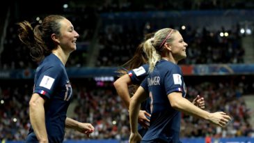 França reencontra EUA em uma Copa, mas desta vez com todas suas jogadoras como profissionais