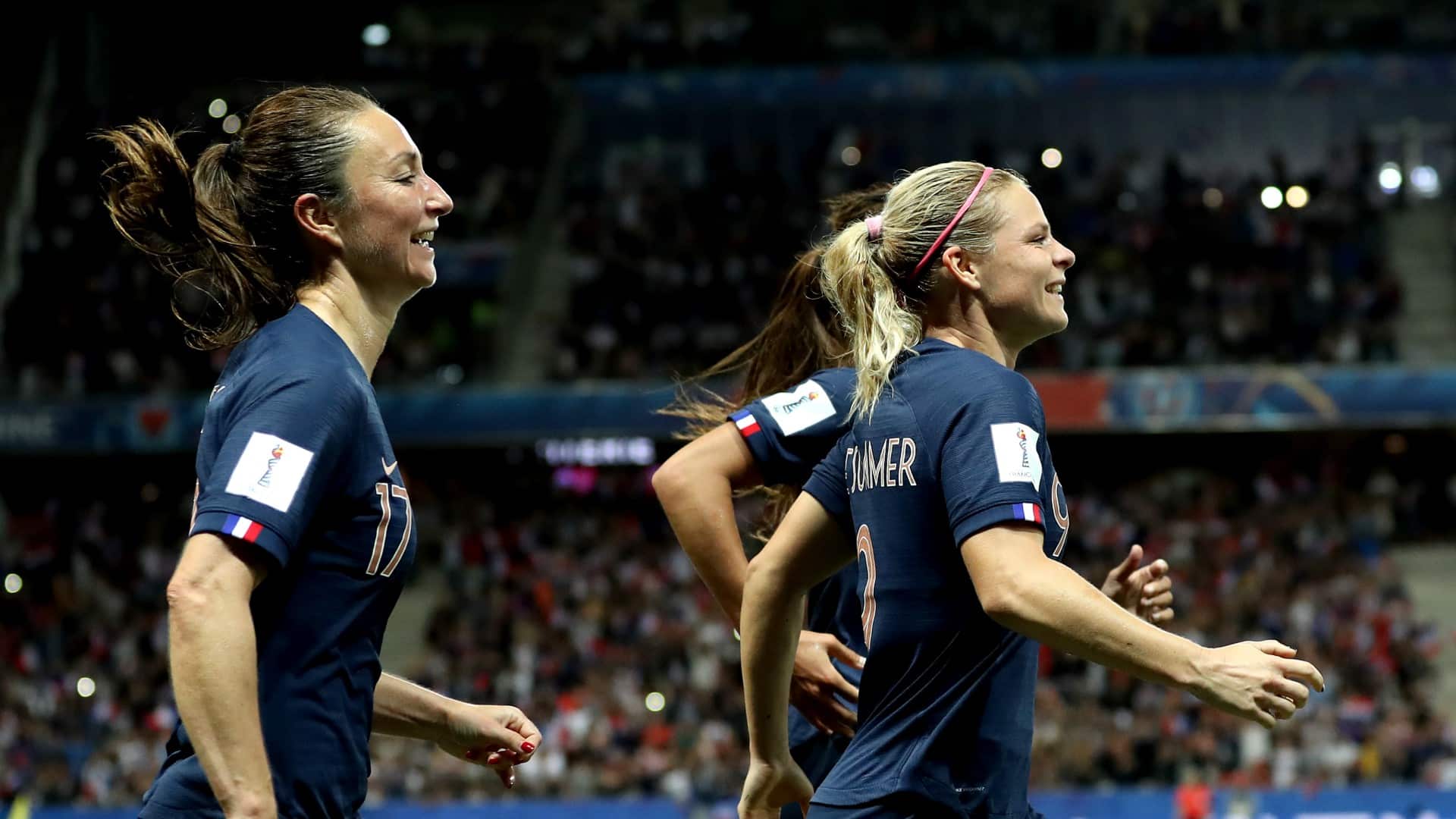 França reencontra EUA em uma Copa, mas desta vez com todas suas jogadoras como profissionais