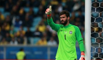 O roteiro parecia cruelmente repetido, mas a aflição terminou em desafogo e o Brasil avançou nos penais