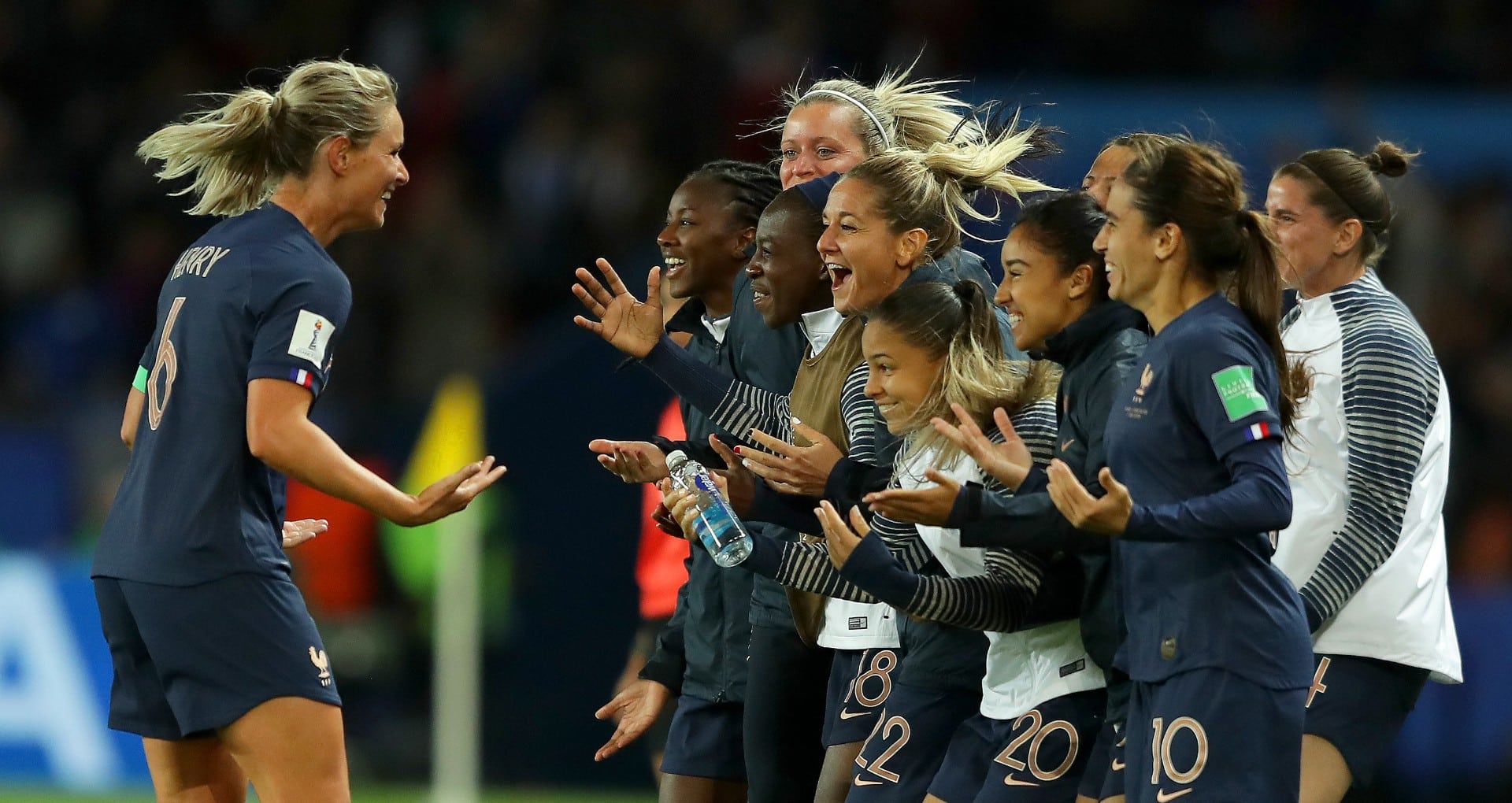 A Fran&ccedil;a abre a Copa do Mundo com uma goleada soberana para cima da Coreia do Sul