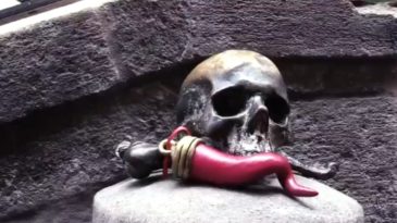 O Napoli encontrou uma maneira engraçada e irônica de cutucar Maurizio Sarri