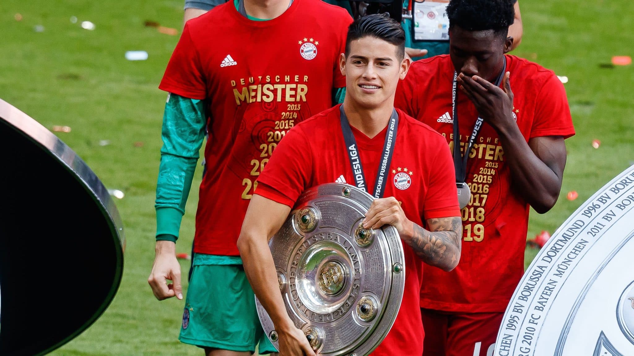 James n&atilde;o fica no Bayern de Munique. E, agora, jogar&aacute; onde?