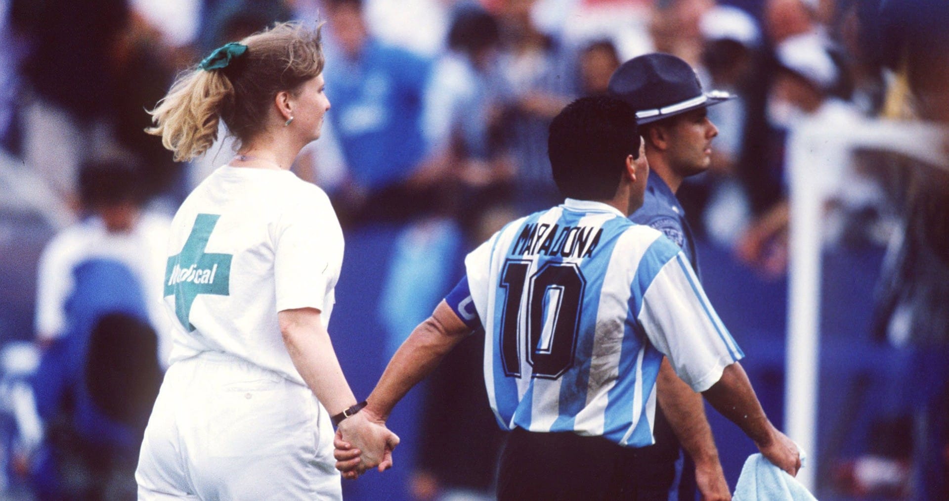 [Os 25 anos da Copa de 94] A pretendida reden&ccedil;&atilde;o de Maradona, de m&atilde;os dadas ao melanc&oacute;lico adeus